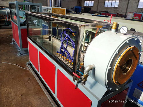 鋒達(dá)塑機(jī) 碳素螺旋管設(shè)備制造與環(huán)保設(shè)備工廠