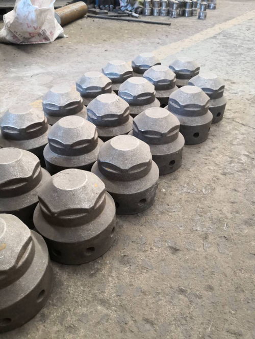 供應(yīng)山東坤海牌高錳鋼破碎機錘頭